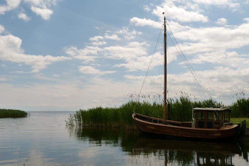 Das Stettiner Haff bei Ueckermünde bietet für jeden Urlauber unvergessliche Stunden.