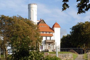 Das Hotel Schloss Ranzow in Lohme auf Rügen erweitert seine Golfanlage.